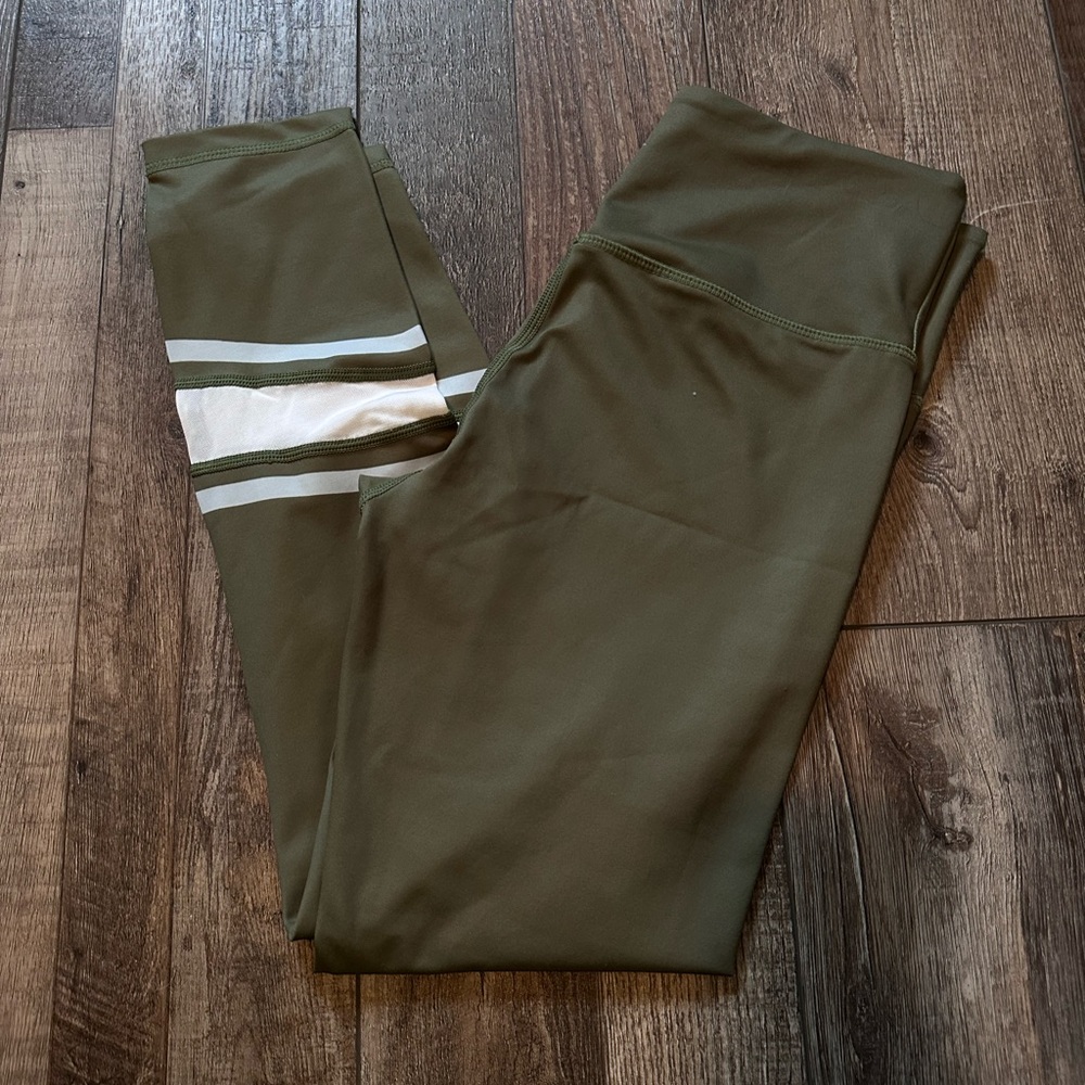 Zyia leggings